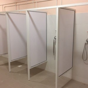 Алюминиевая перегородка для душа Алюминиевая перегородка для душа